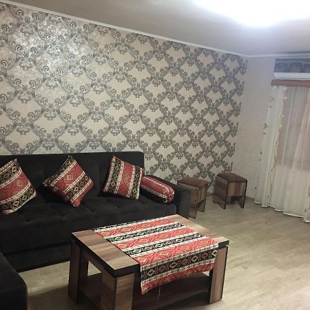 Old Yard Guest House Tbilisi Ngoại thất bức ảnh