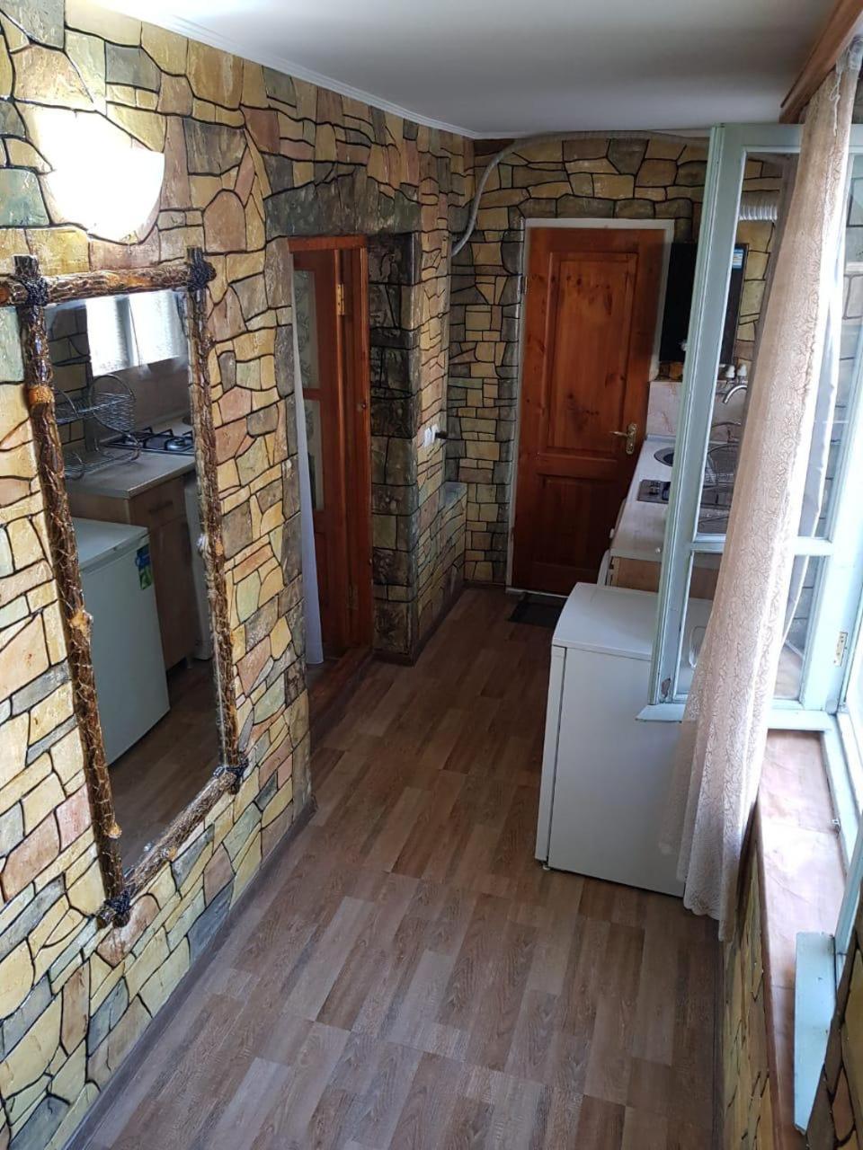 Old Yard Guest House Tbilisi Ngoại thất bức ảnh